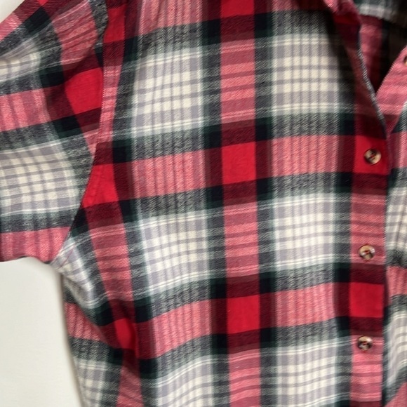 EDDIE BAUER WOMENS MEDIUM RED WHITE & GRAY PLAID LONG SLEEVED BOYFRIEND CUT - Picture 4 of 7